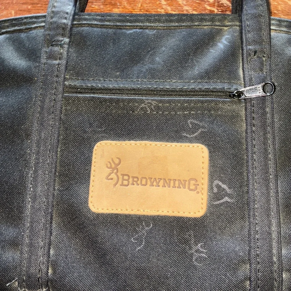 browning size 16 style 3108 pistol case padded rectangle Zip Up 17X10